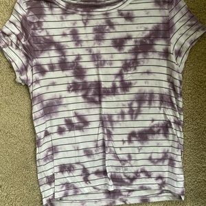 Super cute tie dyed shirt sleeve t-shirt. By American Eagle. Size small